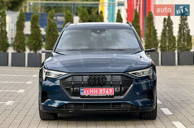 Внедорожник / Кроссовер Audi e-tron 2020 в 