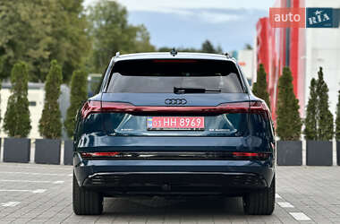 Внедорожник / Кроссовер Audi e-tron 2020 в 