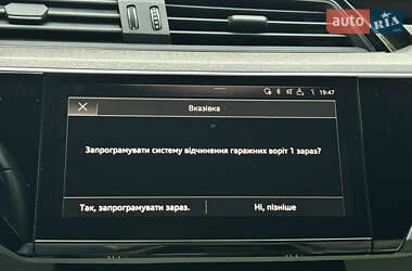 Внедорожник / Кроссовер Audi e-tron 2020 в 