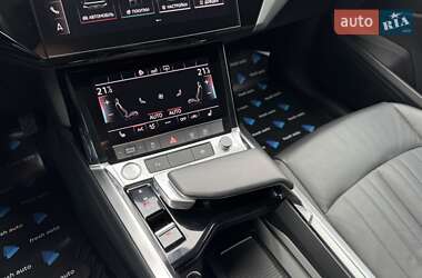 Внедорожник / Кроссовер Audi e-tron 2019 в 