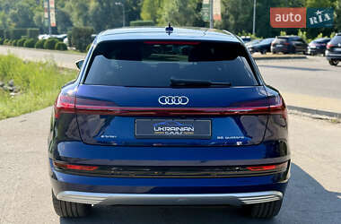 Позашляховик / Кросовер Audi e-tron 2020 в 