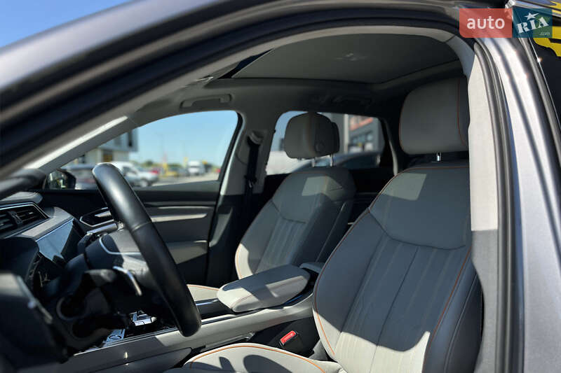 Внедорожник / Кроссовер Audi e-tron 2019 в Мукачево