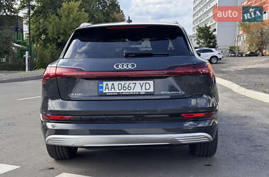 Внедорожник / Кроссовер Audi e-tron 2019 в 