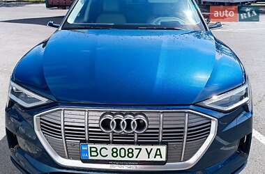 Позашляховик / Кросовер Audi e-tron 2020 в 