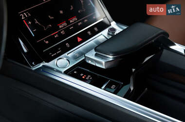 Внедорожник / Кроссовер Audi e-tron 2019 в 