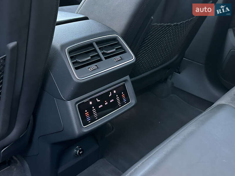 Позашляховик / Кросовер Audi e-tron 2020 в Ужгороді