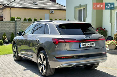 Внедорожник / Кроссовер Audi e-tron 2019 в 