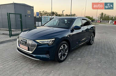 Позашляховик / Кросовер Audi e-tron 2020 в Дніпрі