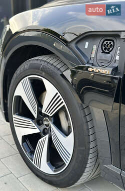 Внедорожник / Кроссовер Audi e-tron 2021 в Ужгороде