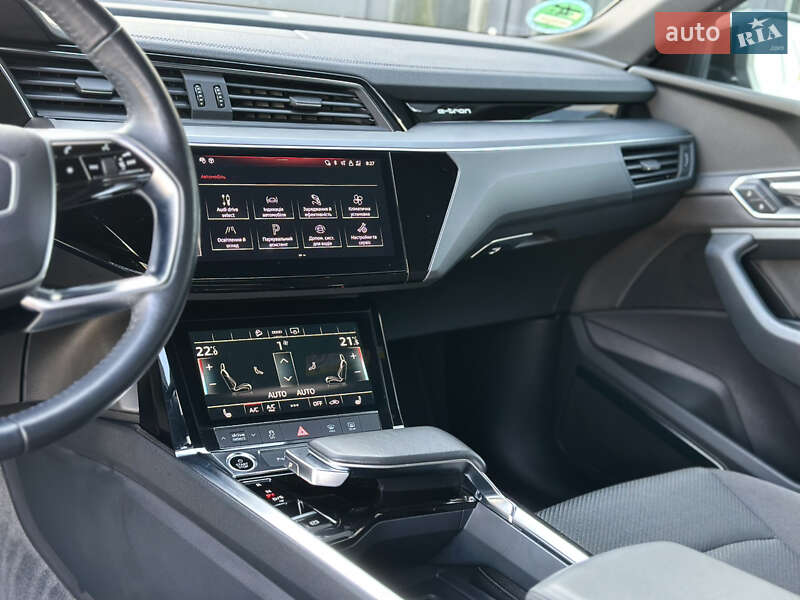 Внедорожник / Кроссовер Audi e-tron 2021 в Ужгороде