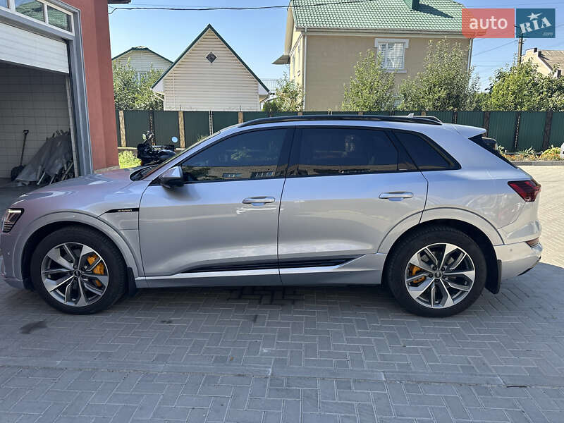 Позашляховик / Кросовер Audi e-tron 2020 в Гайсину фото 3 Позашляховик / Кросовер Audi e-tron 2020 в Гайсину
