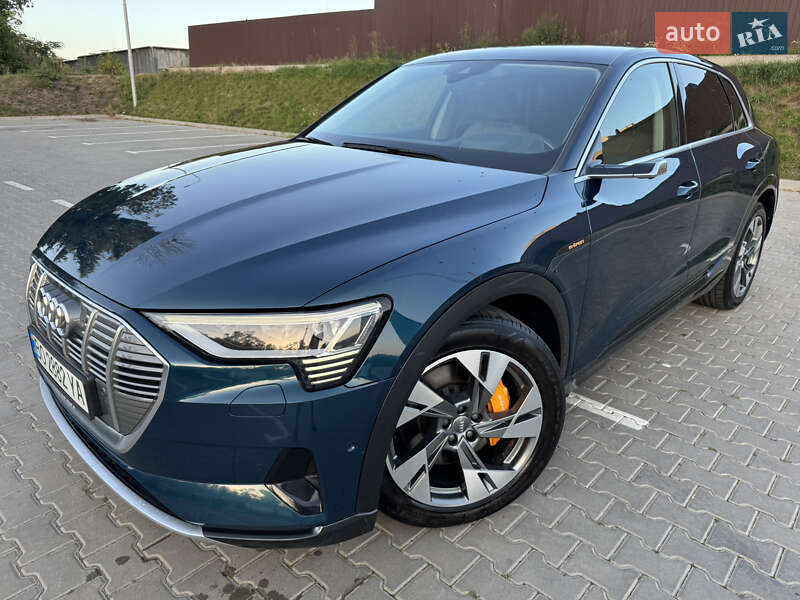 Внедорожник / Кроссовер Audi e-tron 2019 в Тернополе