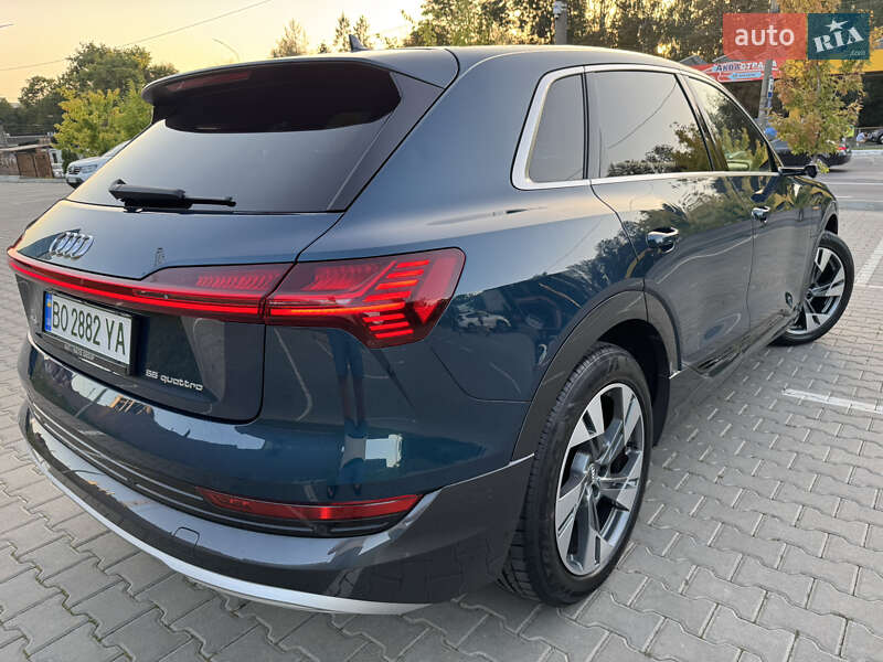 Внедорожник / Кроссовер Audi e-tron 2019 в Тернополе