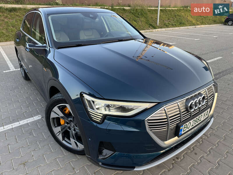 Позашляховик / Кросовер Audi e-tron 2019 в Тернополі