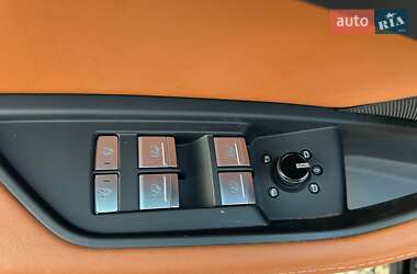 Внедорожник / Кроссовер Audi e-tron 2020 в 