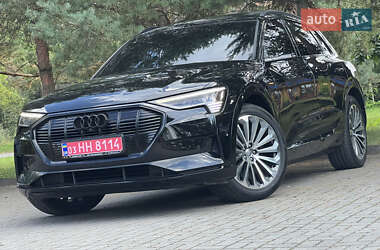 Внедорожник / Кроссовер Audi e-tron 2020 в 