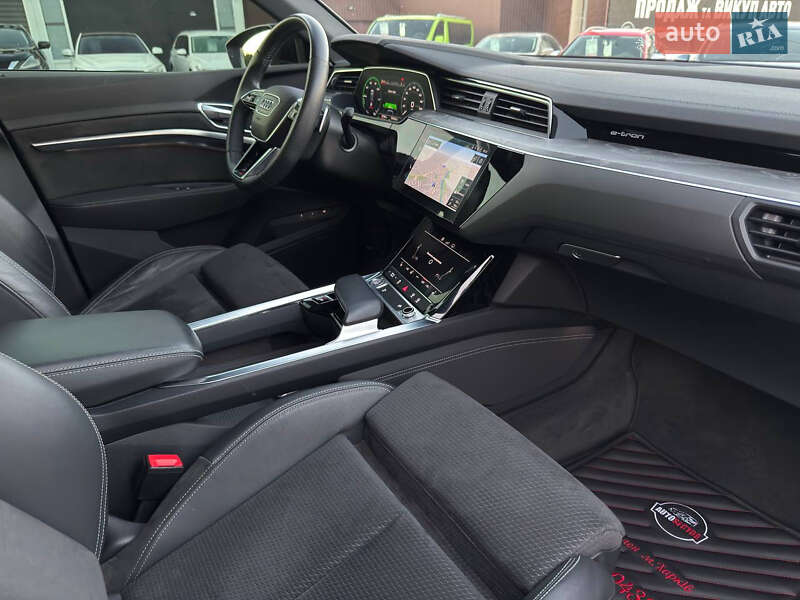 Позашляховик / Кросовер Audi e-tron 2020 в Харкові