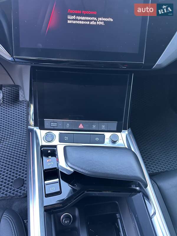Внедорожник / Кроссовер Audi e-tron 2021 в Киеве фото 31 Внедорожник / Кроссовер Audi e-tron 2021 в Киеве