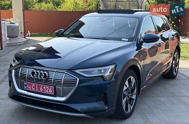 Позашляховик / Кросовер Audi e-tron 2020 в 