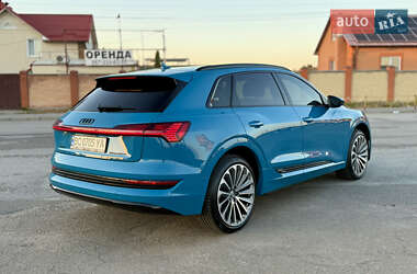 Внедорожник / Кроссовер Audi e-tron 2019 в 