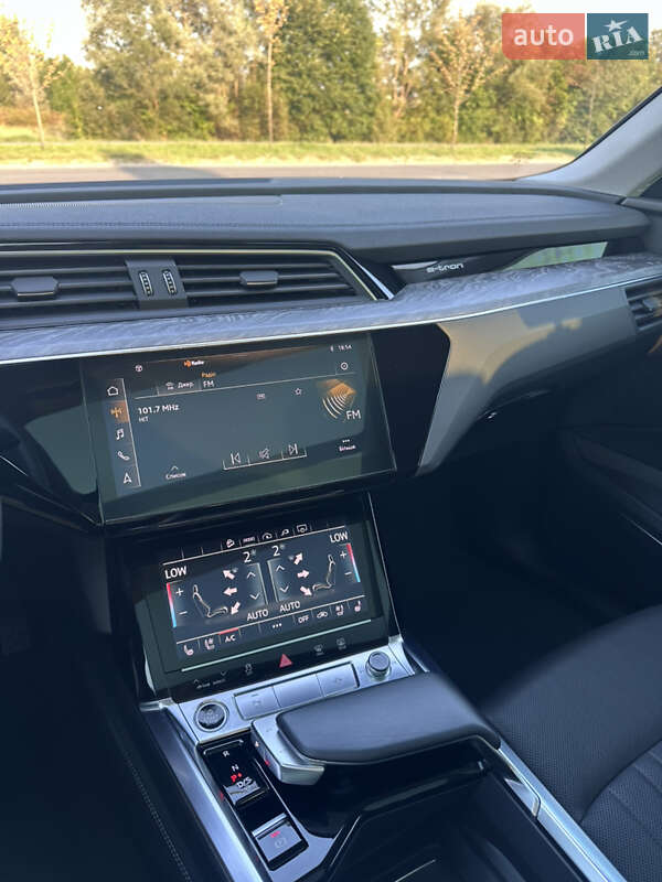 Внедорожник / Кроссовер Audi e-tron 2021 в Львове