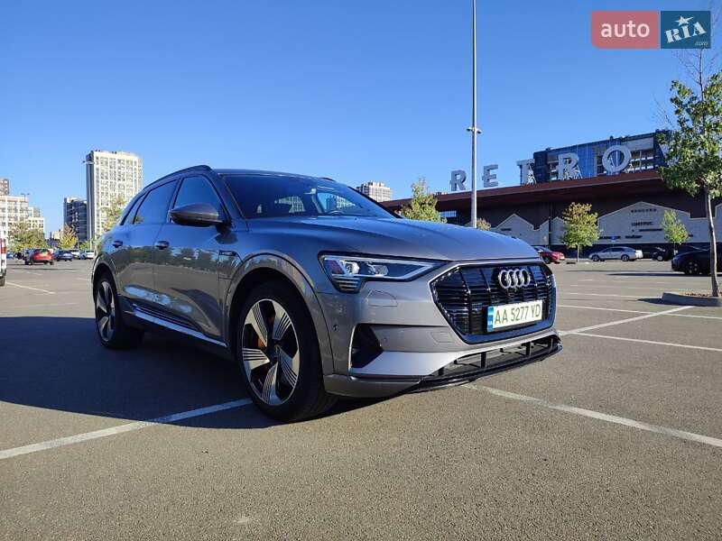Внедорожник / Кроссовер Audi e-tron 2021 в Киеве фото 7 Внедорожник / Кроссовер Audi e-tron 2021 в Киеве