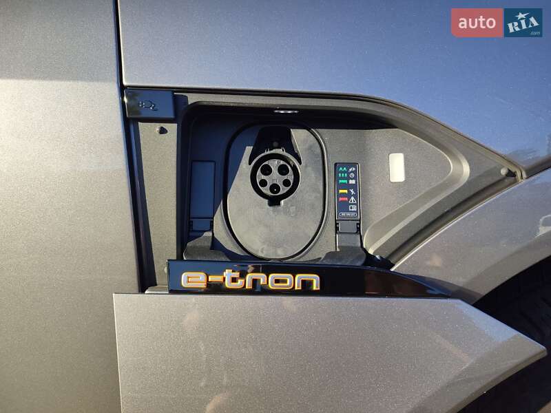 Внедорожник / Кроссовер Audi e-tron 2021 в Киеве фото 53 Внедорожник / Кроссовер Audi e-tron 2021 в Киеве
