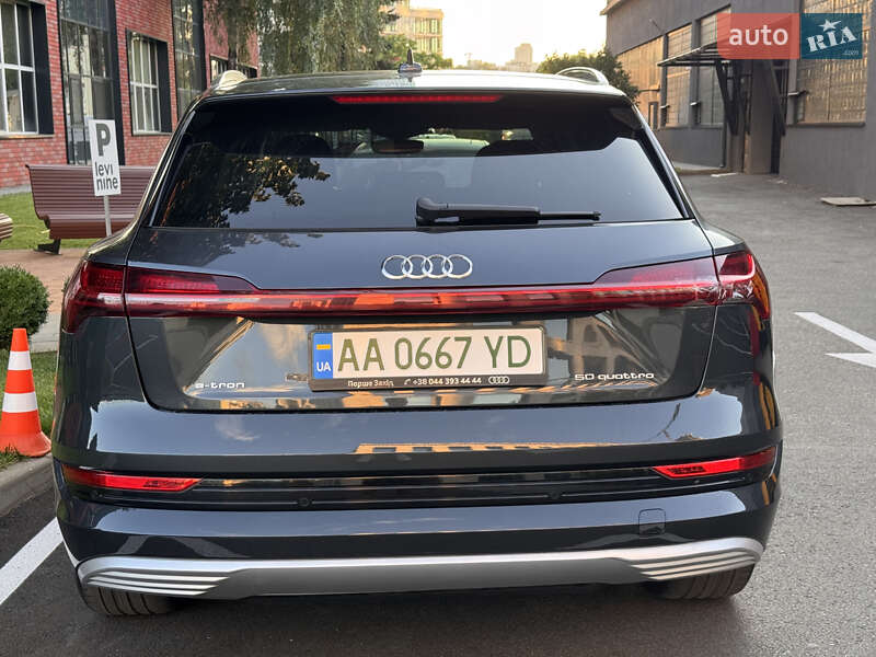Внедорожник / Кроссовер Audi e-tron 2019 в Киеве