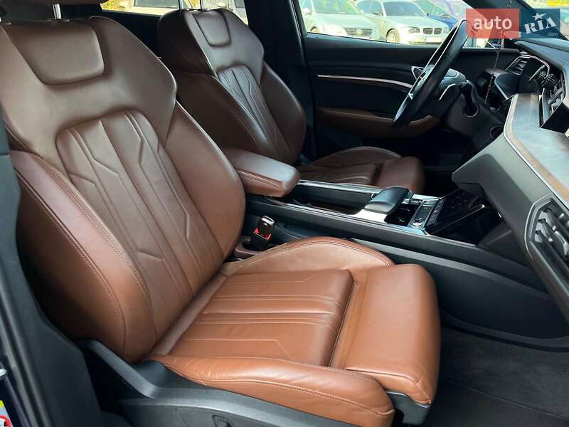 Внедорожник / Кроссовер Audi e-tron 2020 в Львове