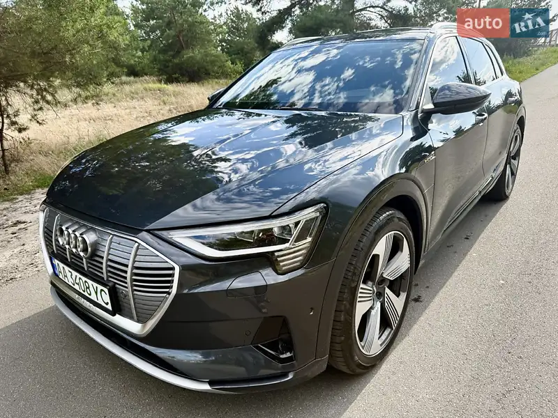 Audi e-tron 2019