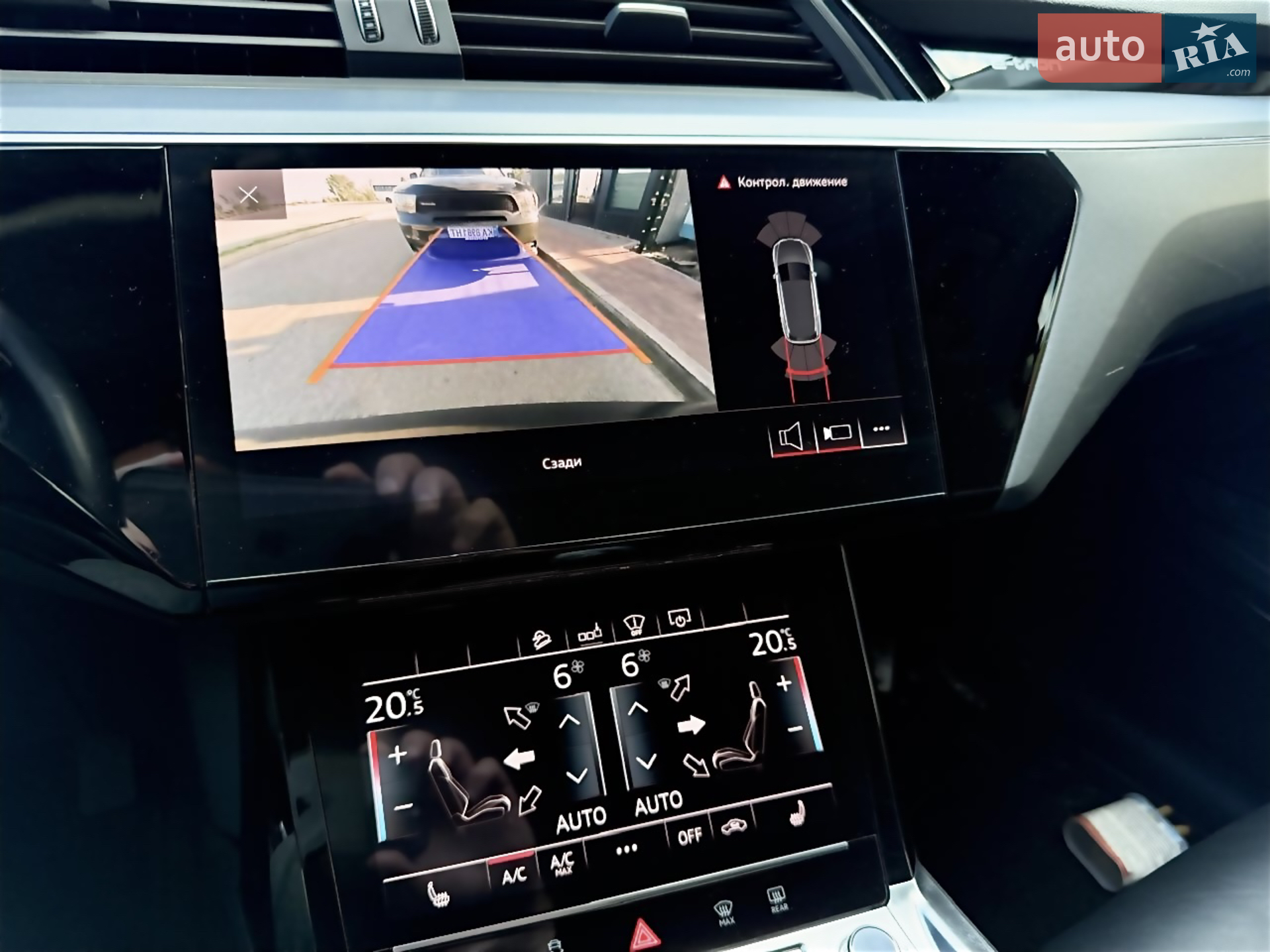 2019 Audi e-tron - мініатюра 14