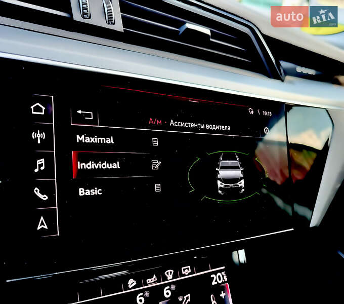 Внедорожник / Кроссовер Audi e-tron 2019 в Киеве