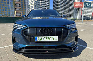 Внедорожник / Кроссовер Audi e-tron 2019 в Киеве