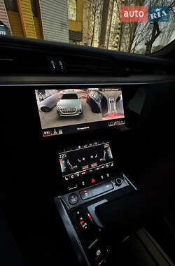 Внедорожник / Кроссовер Audi e-tron 2019 в 