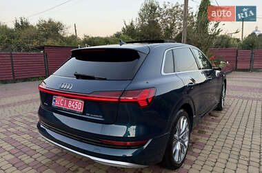Внедорожник / Кроссовер Audi e-tron 2020 в 