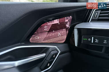 Внедорожник / Кроссовер Audi e-tron 2020 в 