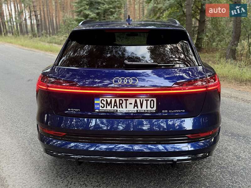 Внедорожник / Кроссовер Audi e-tron 2022 в Киеве