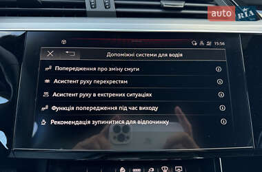 Внедорожник / Кроссовер Audi e-tron 2022 в 