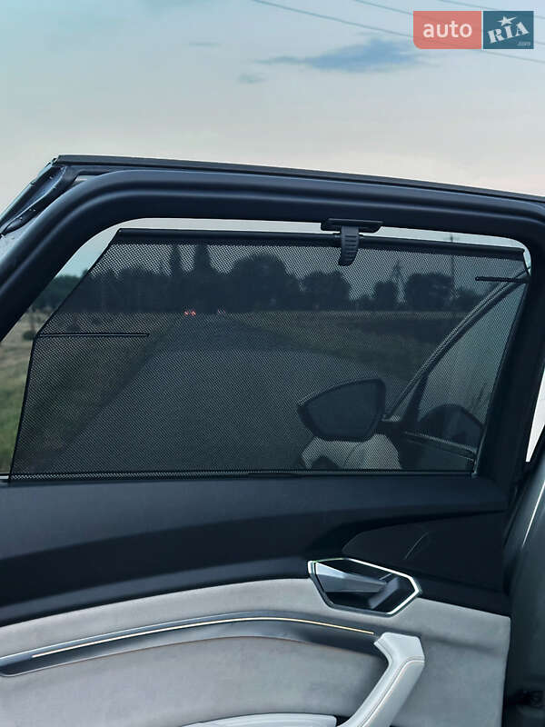 Внедорожник / Кроссовер Audi e-tron 2022 в Лубнах