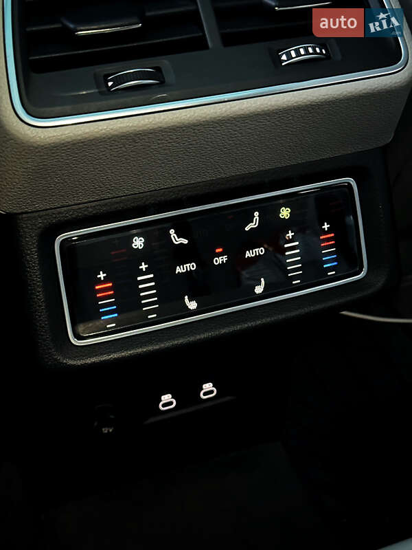 Внедорожник / Кроссовер Audi e-tron 2022 в Лубнах