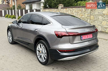 Внедорожник / Кроссовер Audi e-tron 2023 в 