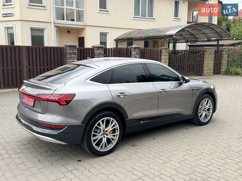 Позашляховик / Кросовер Audi e-tron 2023 в Хмельницькому
