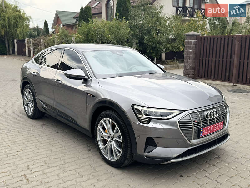 Позашляховик / Кросовер Audi e-tron 2023 в Хмельницькому