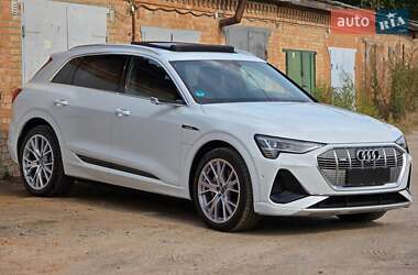 Внедорожник / Кроссовер Audi e-tron 2022 в Житомире