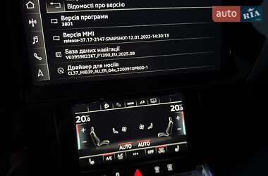 Внедорожник / Кроссовер Audi e-tron 2023 в 