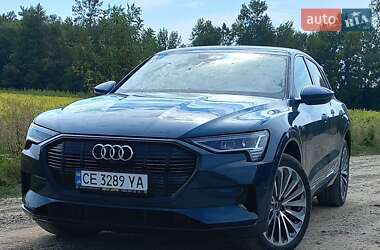Внедорожник / Кроссовер Audi e-tron 2021 в 