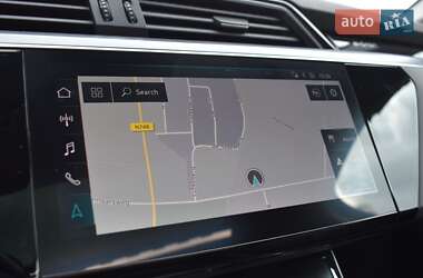 Внедорожник / Кроссовер Audi e-tron 2019 в 
