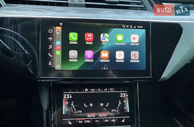Внедорожник / Кроссовер Audi e-tron 2020 в 