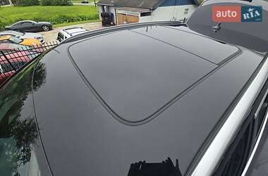 Внедорожник / Кроссовер Audi e-tron 2022 в 