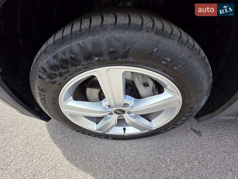 Внедорожник / Кроссовер Audi e-tron 2022 в Виннице